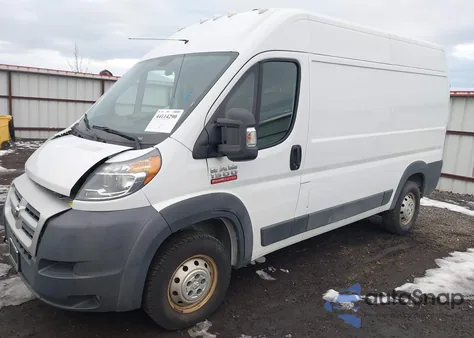 2015 Ram Promaster 1500 z USA, uszkodzony, nr VIN 3C6TRVBG8FE501400